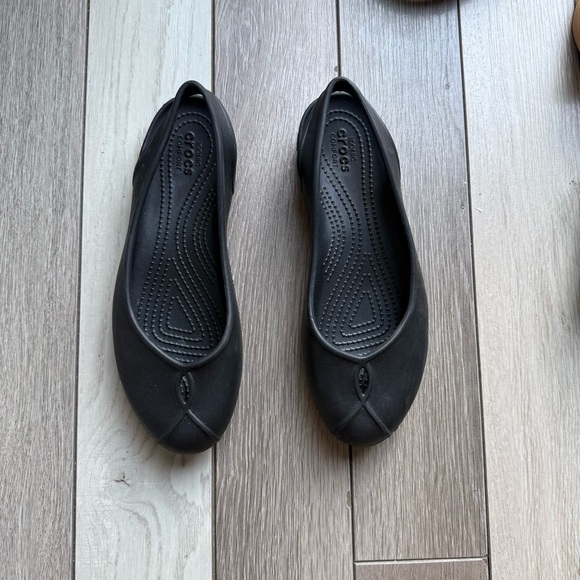 CROCS Shoes - CROCS Women's Elegant Black Loafers
